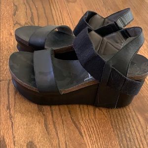 Black OTBT wedges